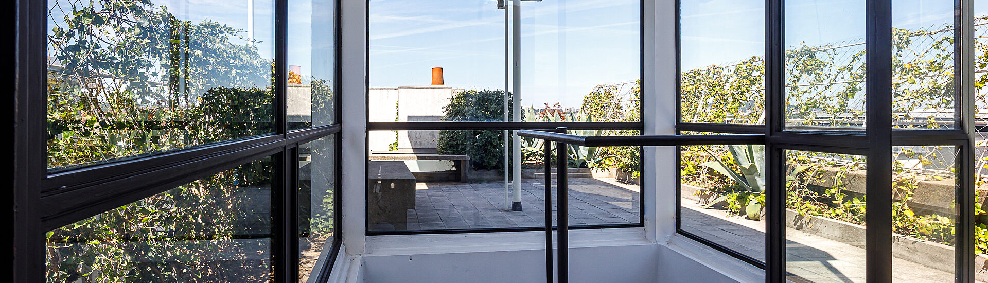 Le toit-terrasse de l'appartement-atelier de Le Corbusier © FLC / ADAGP / Frédéric Betsch