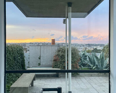 Toit-terrasse de l'appartement-atelier de Le Corbusier au coucher du soleil © FLC / ADAGP / Ilona Bernard
