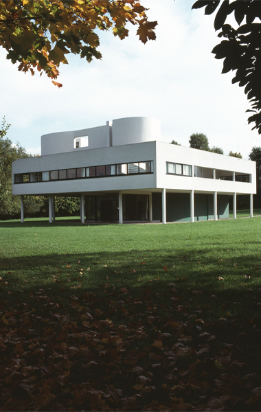 Villa Savoye © FLC / ADAGP / © Marc Tulane / Dist. Centre des monuments nationaux (Base Regards)